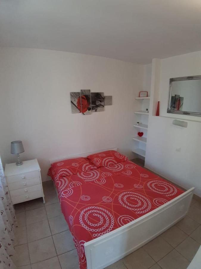 Apartamento Boni02 Gdinj Exterior foto