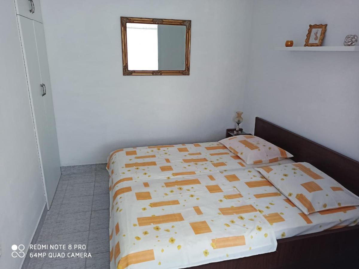 Apartamento Boni02 Gdinj Exterior foto